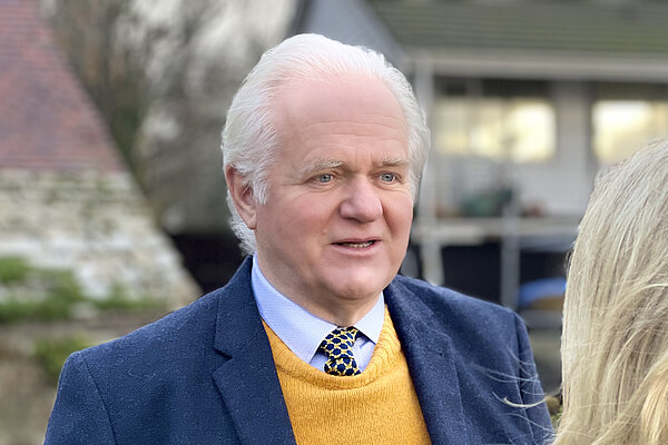 Photo of Mike Cox